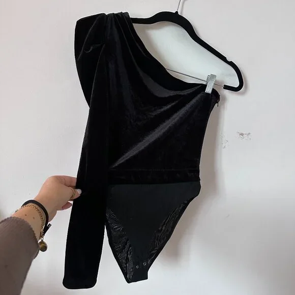 AllSaints Daphne Black Velvet One Shoulder Bodysuit Size 6